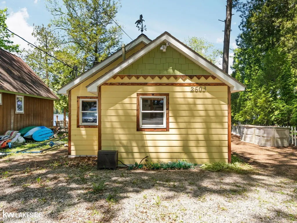 2603 Crescent Shores Drive Traverse City City MI 49685