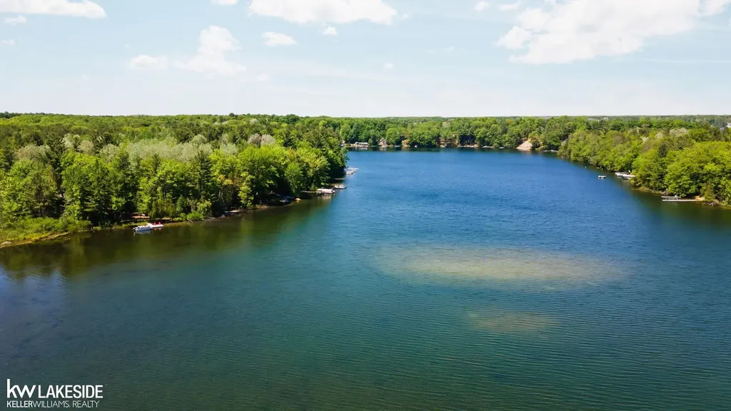 2603 Crescent Shores Drive Traverse City City MI 49685