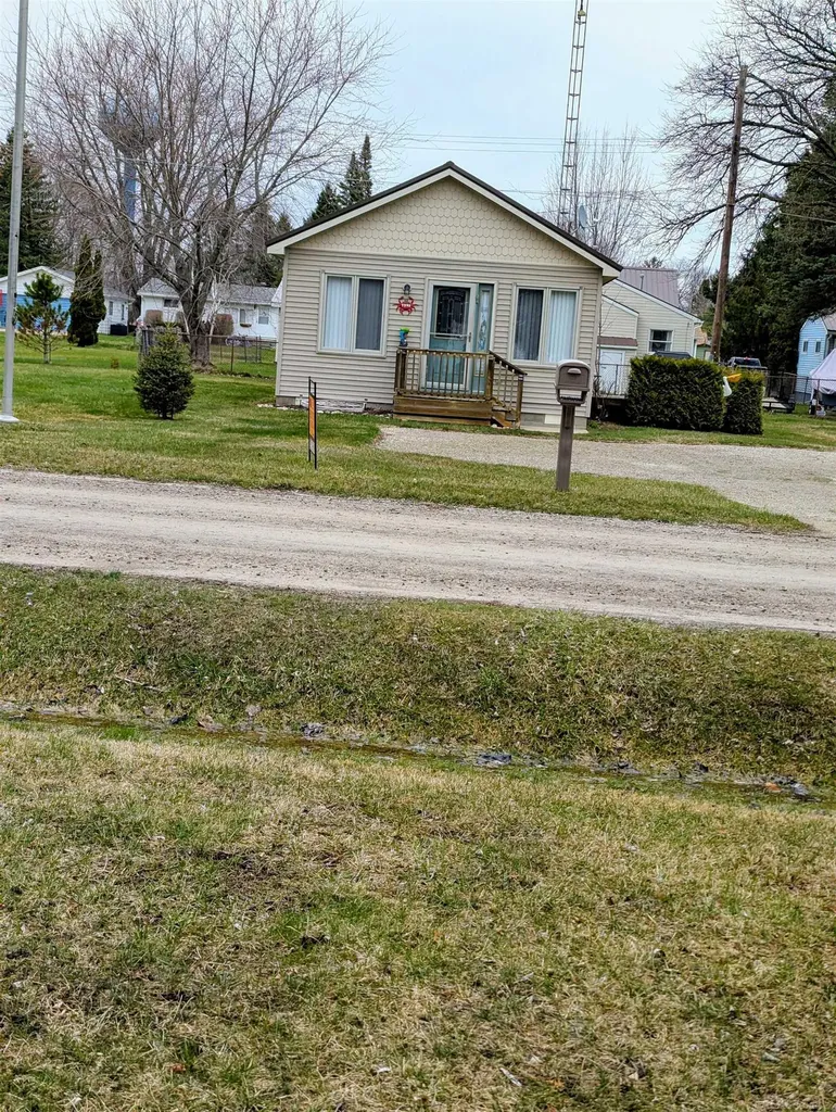 7295 Aspen Road Worth Township MI 48450
