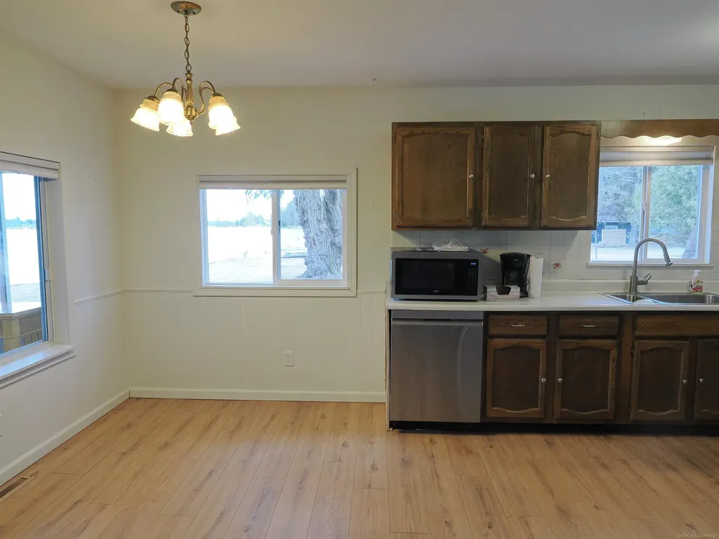 7481 E Cedar Lake Drive Oscoda Charter Township MI 48738