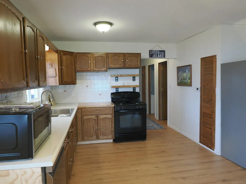 7481 E Cedar Lake Drive Oscoda Charter Township MI 48738