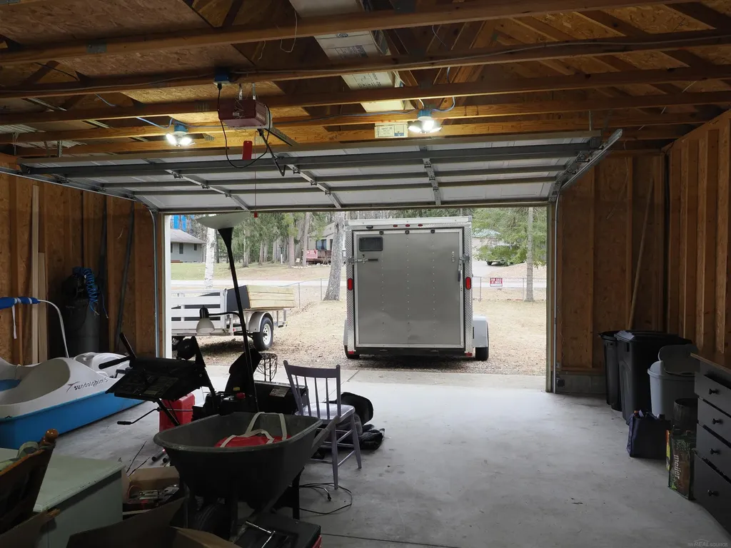 7481 E Cedar Lake Drive Oscoda Charter Township MI 48738