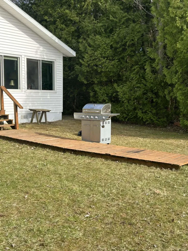 7481 E Cedar Lake Drive Oscoda Charter Township MI 48738