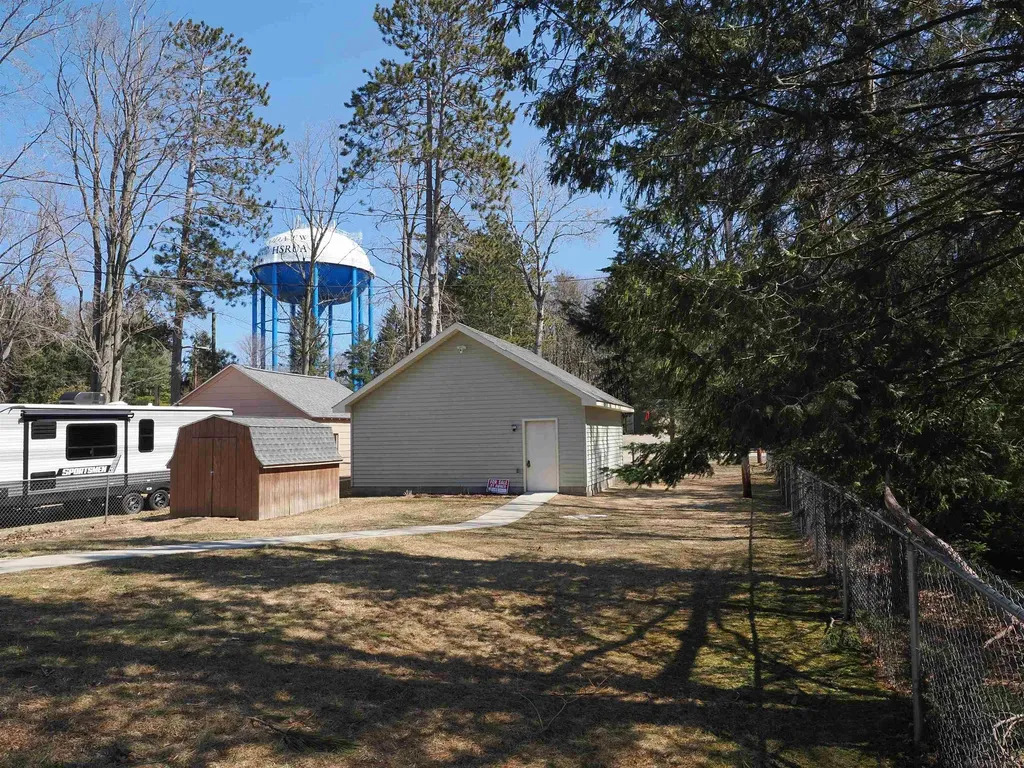 7481 E Cedar Lake Drive Oscoda Charter Township MI 48738