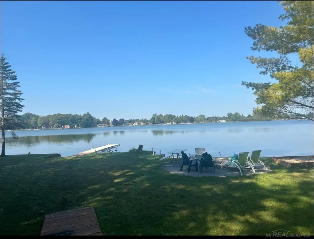 7481 E Cedar Lake Drive Oscoda Charter Township MI 48738