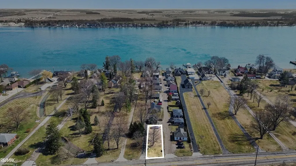 000 Martindale Court Cottrellville Township MI 48039