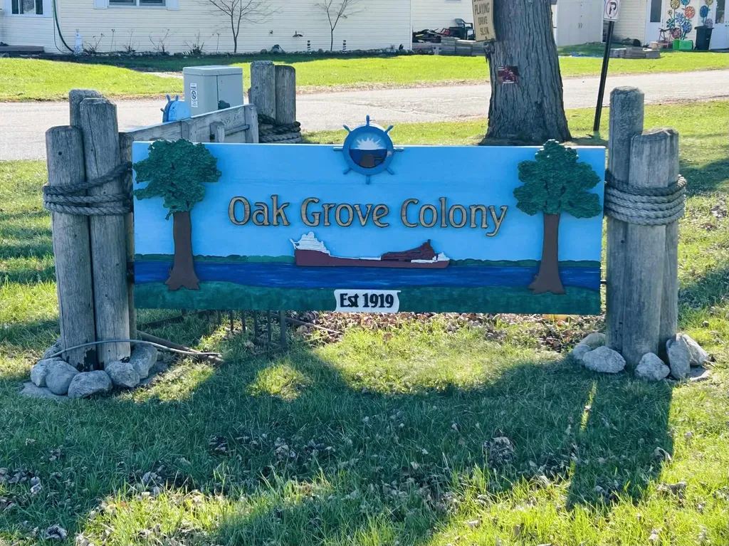389 S Parkway Drive Clay Township MI 48001