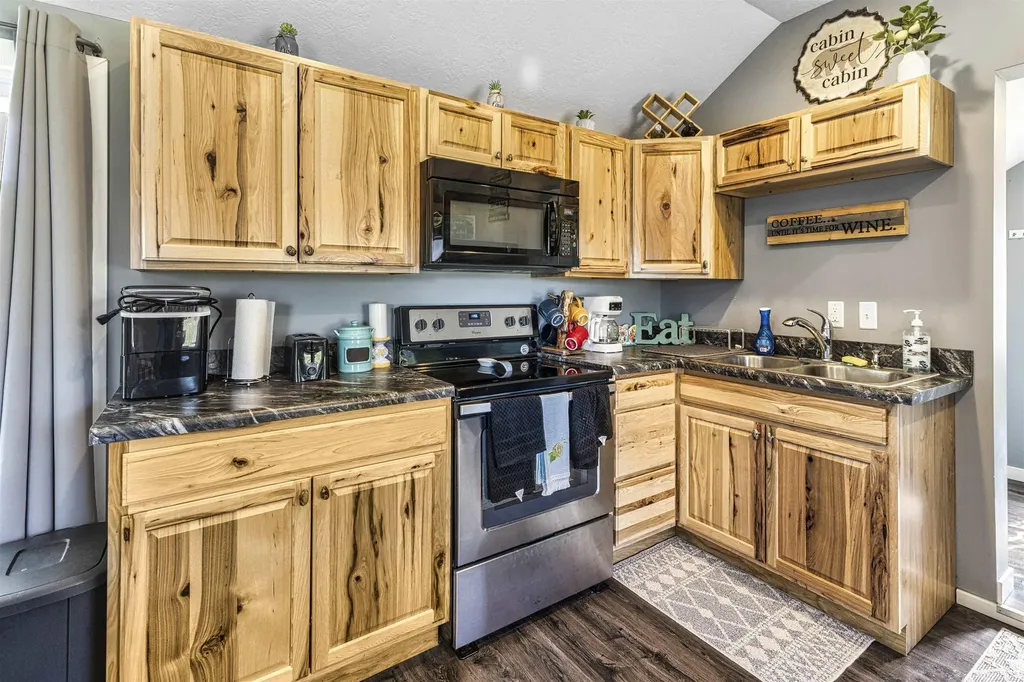1604 E Houghton Lake Drive Denton Township MI 48629