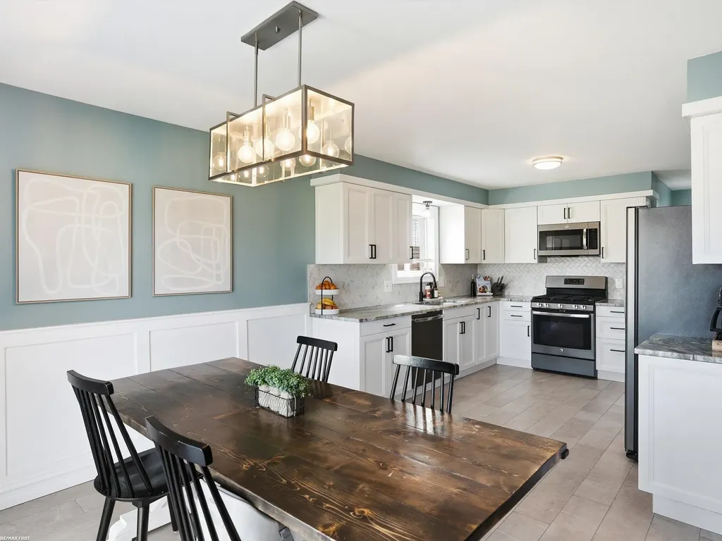 45784 Georgetown Drive Macomb Township MI 48044
