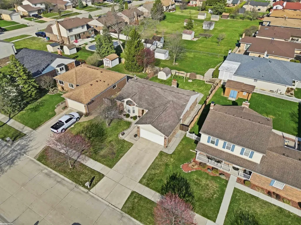 45784 Georgetown Drive Macomb Township MI 48044