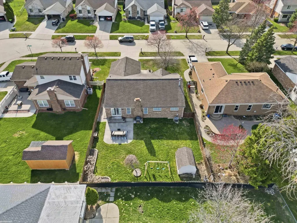 45784 Georgetown Drive Macomb Township MI 48044