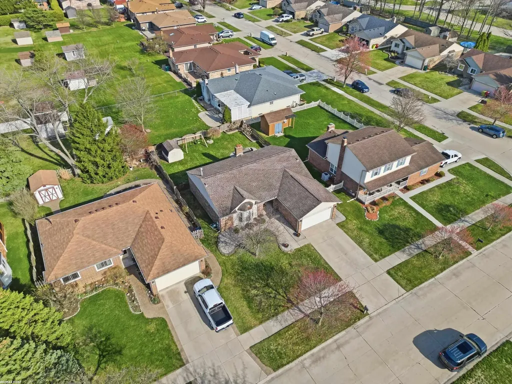 45784 Georgetown Drive Macomb Township MI 48044