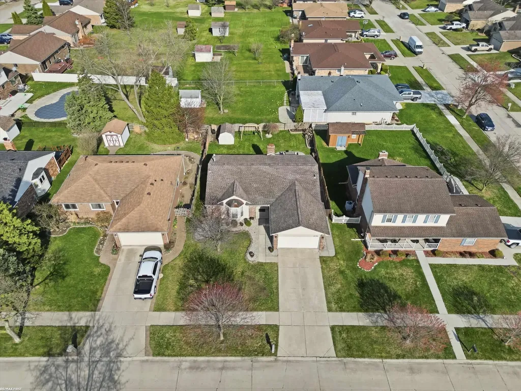 45784 Georgetown Drive Macomb Township MI 48044