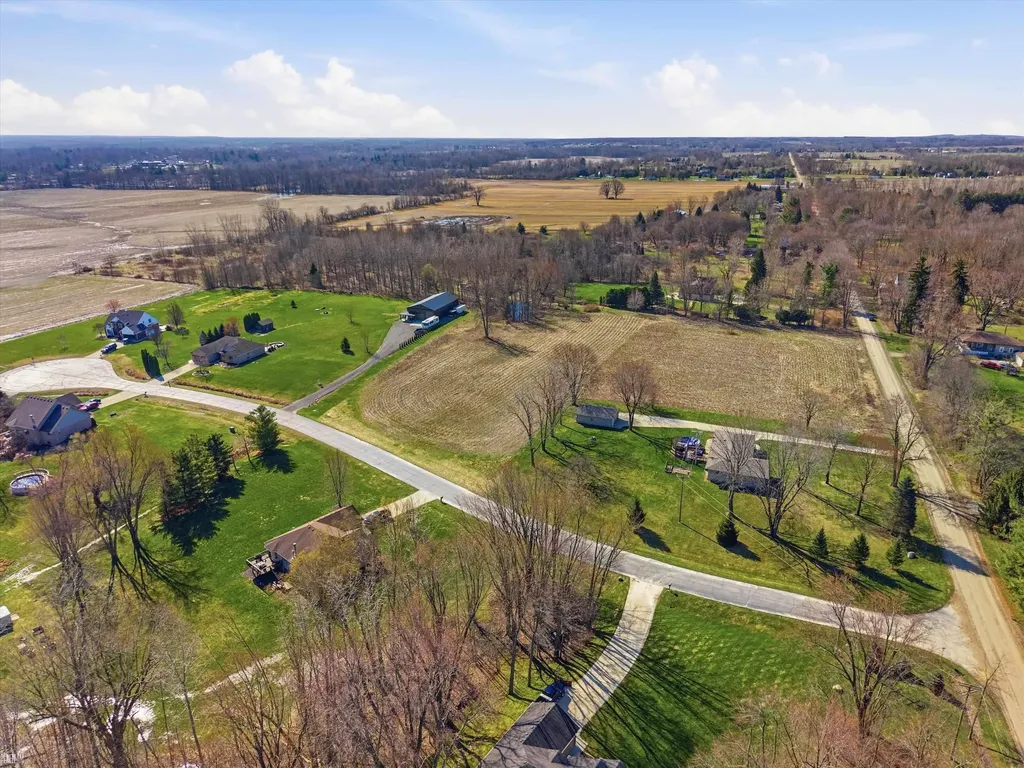 7036 Rea Lane Almont Village MI 48003