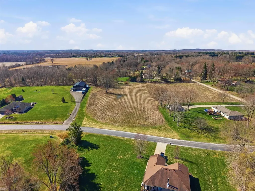 7036 Rea Lane Almont Village MI 48003