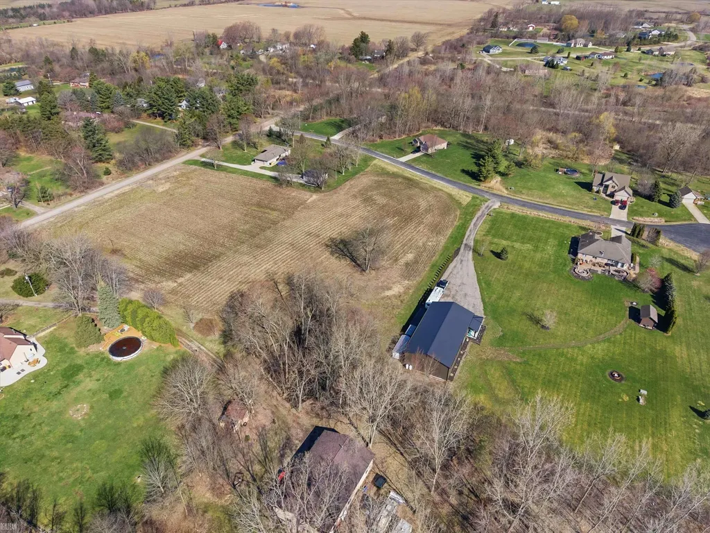 7036 Rea Ville Lane Almont Village MI 48003