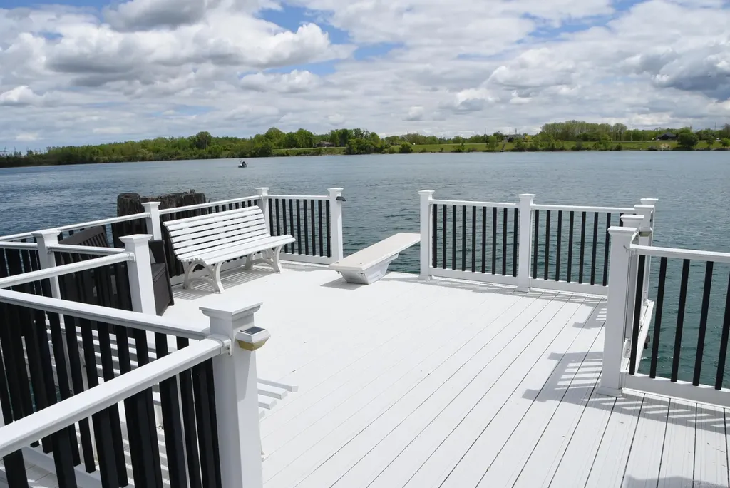 4243 River Road East China Township MI 48054