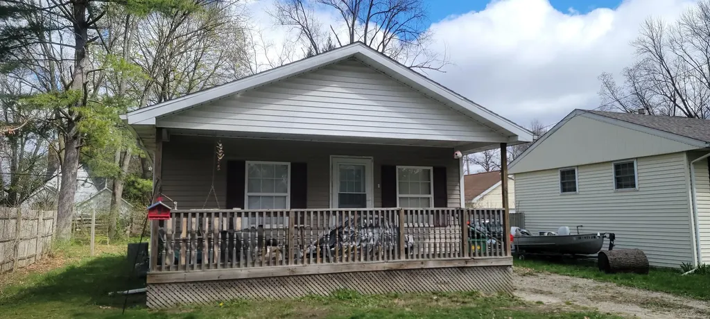 1621 Maple Street Niles City MI 49120