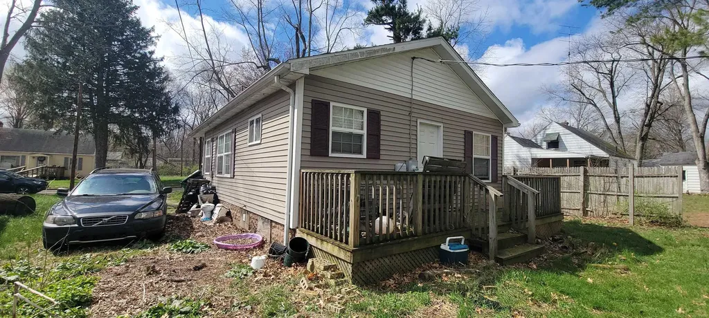 1621 Maple Street Niles City MI 49120