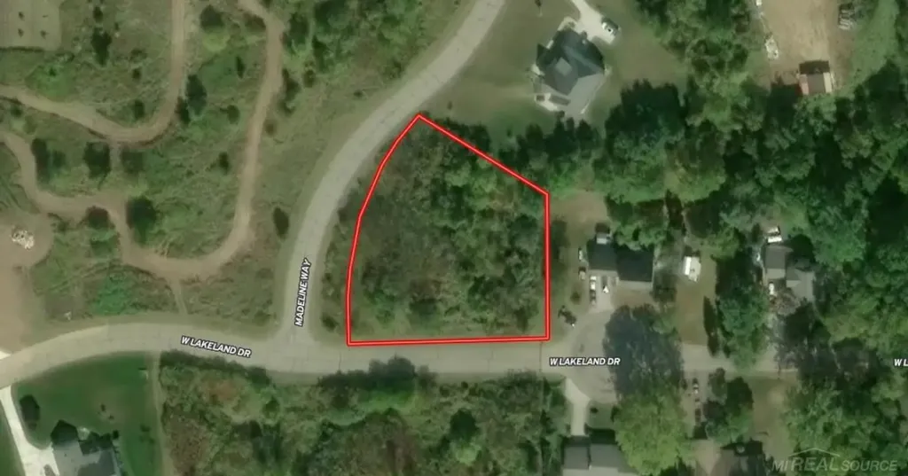10559 Madeline Way Oronoko Charter Township MI 49103