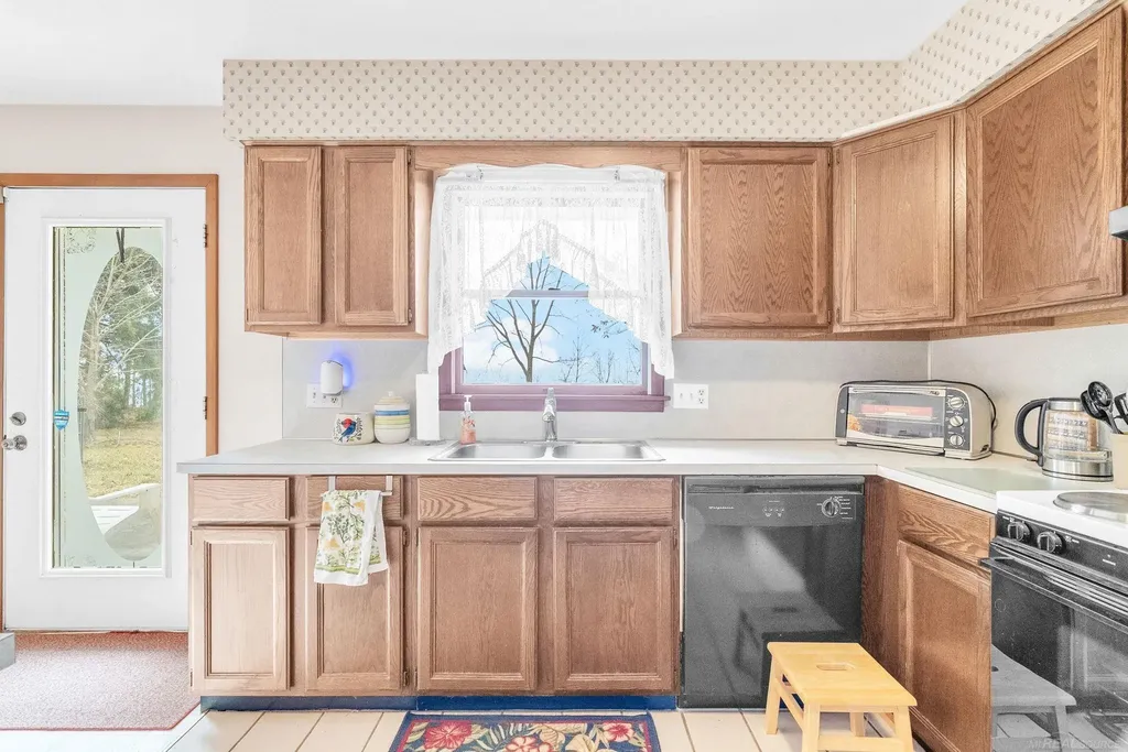 3455 (b) Lakeshore Road Lexington Township MI 48450