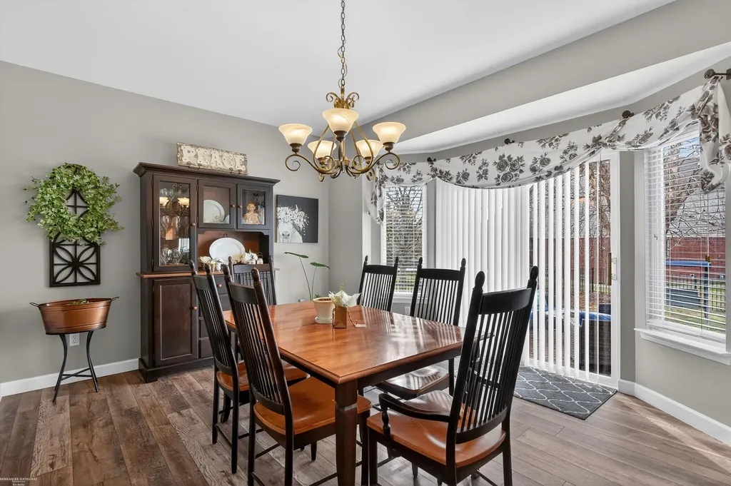 22191 International Lane Macomb Township MI 48044
