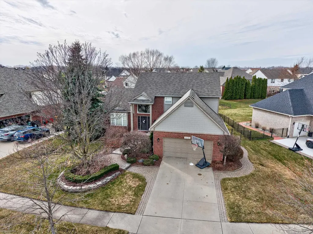 22191 International Lane Macomb Township MI 48044