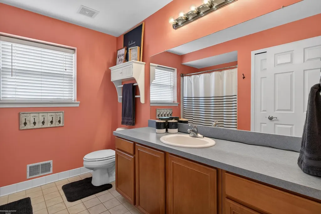 22191 International Lane Macomb Township MI 48044