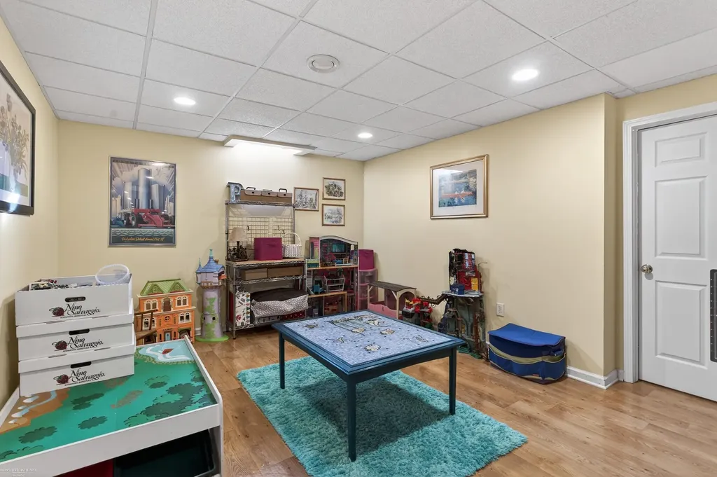 22191 International Lane Macomb Township MI 48044