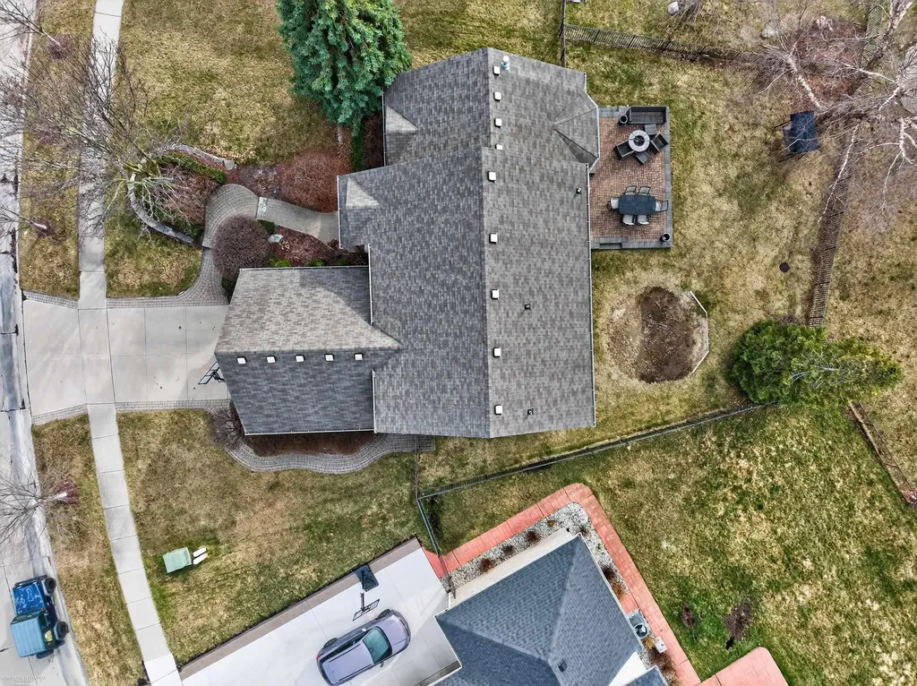 22191 International Lane Macomb Township MI 48044