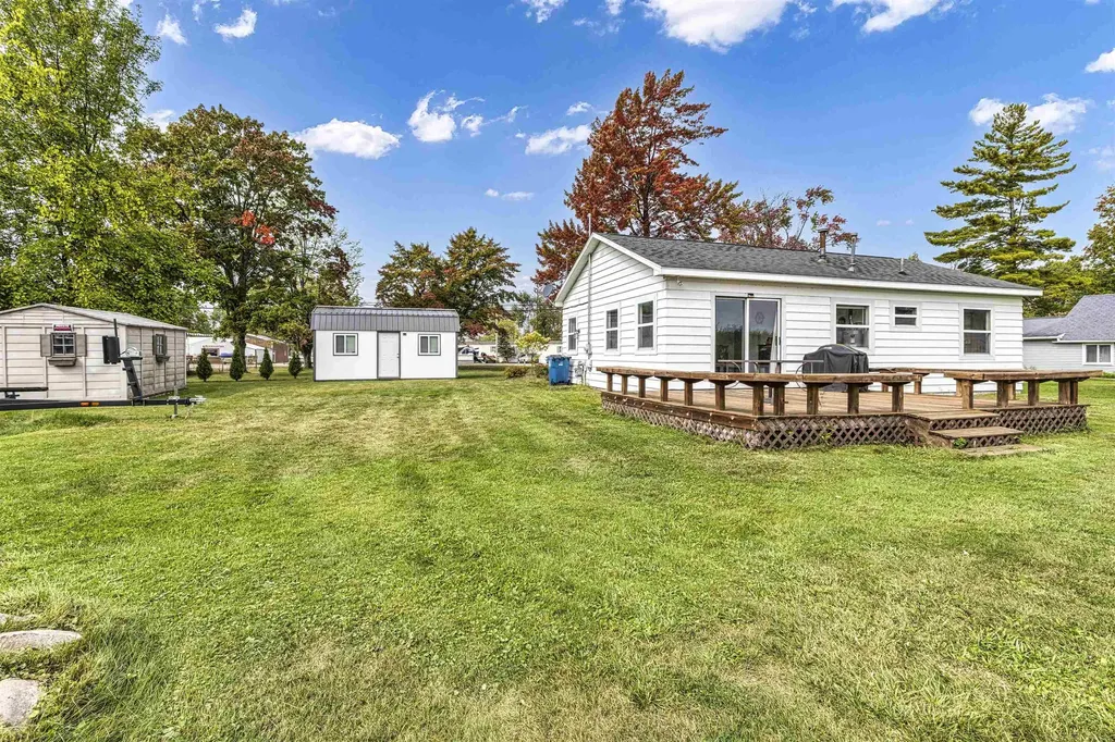 13508 W. Shore Drive Lake Township MI 48629