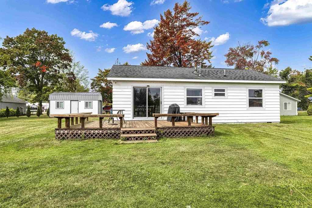 13508 W. Shore Drive Lake Township MI 48629