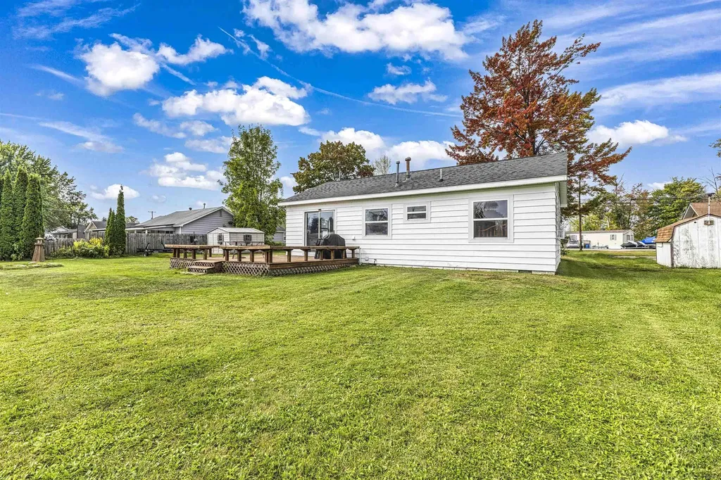 13508 W. Shore Drive Lake Township MI 48629