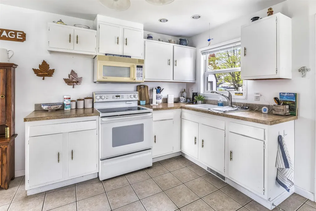 13508 W. Shore Drive Lake Township MI 48629
