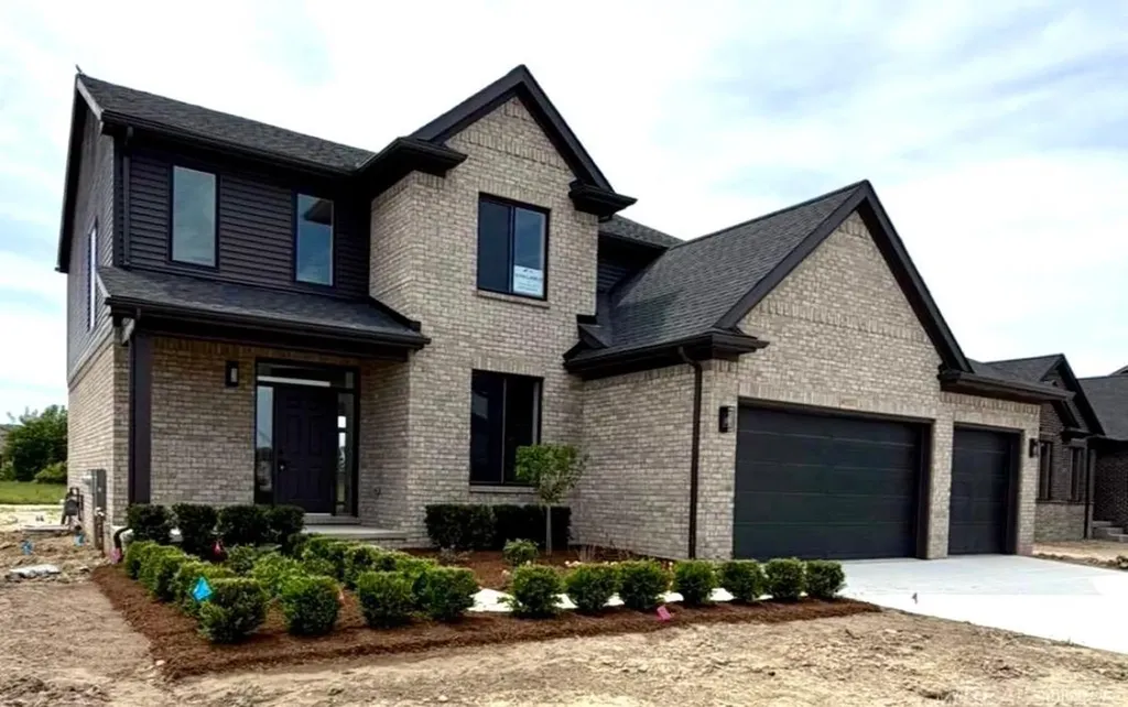45537 Gable Drive Macomb Township MI 48088