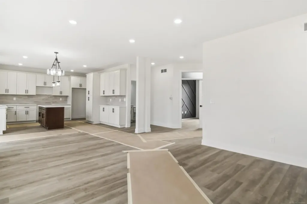 45537 Gable Drive Macomb Township MI 48088