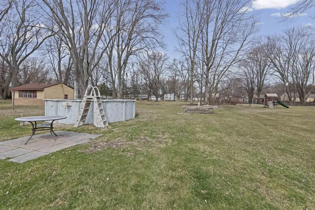 26595 Hickler Lane Harrison Charter Township MI 48045