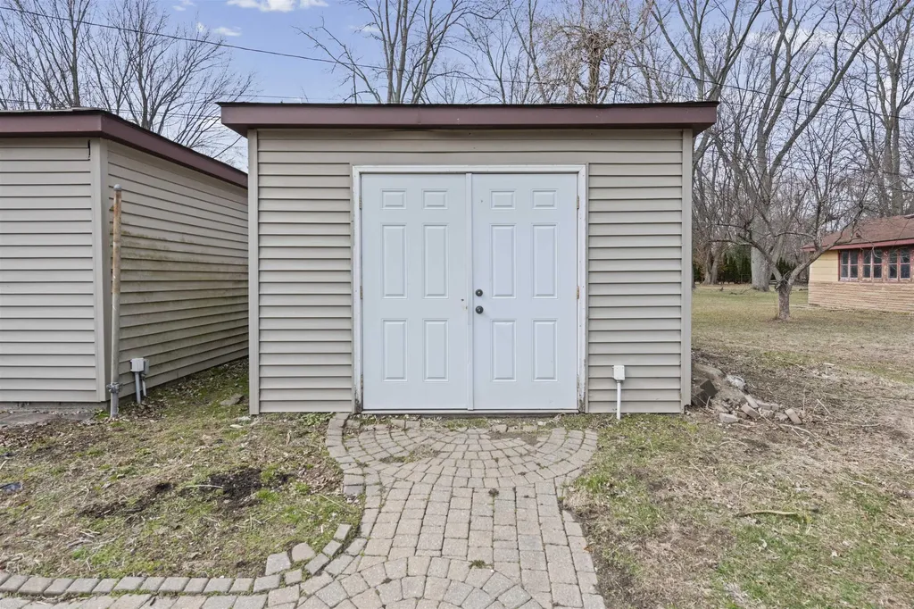26595 Hickler Lane Harrison Charter Township MI 48045
