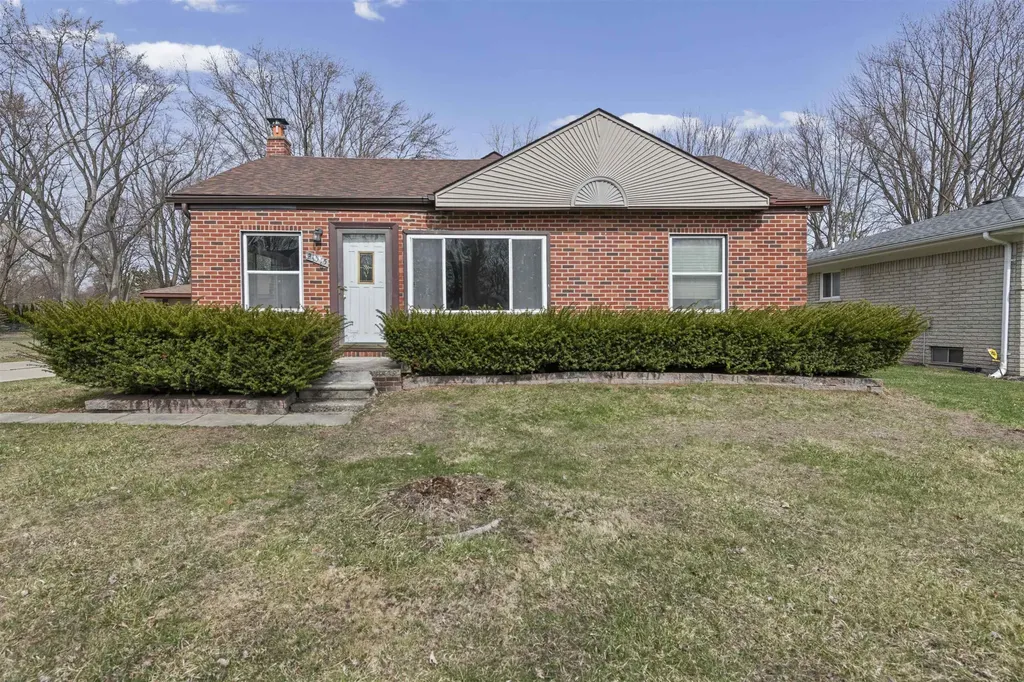 26595 Hickler Lane Harrison Charter Township MI 48045