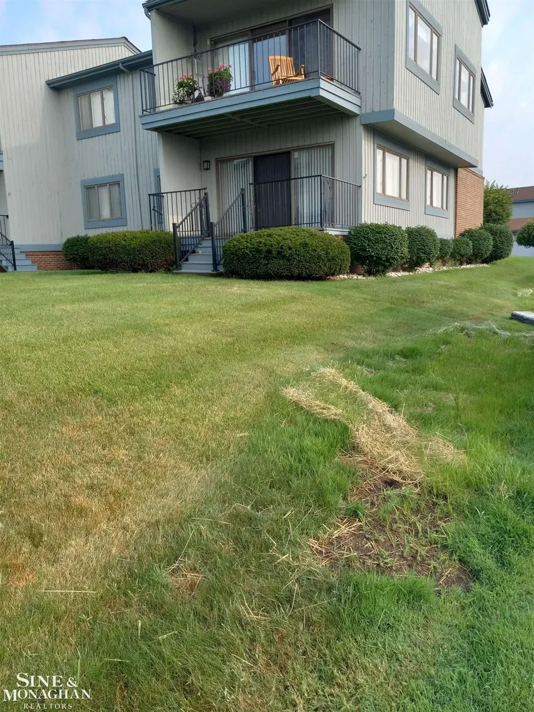 1715 River #44 Road St. Clair Township MI 48079