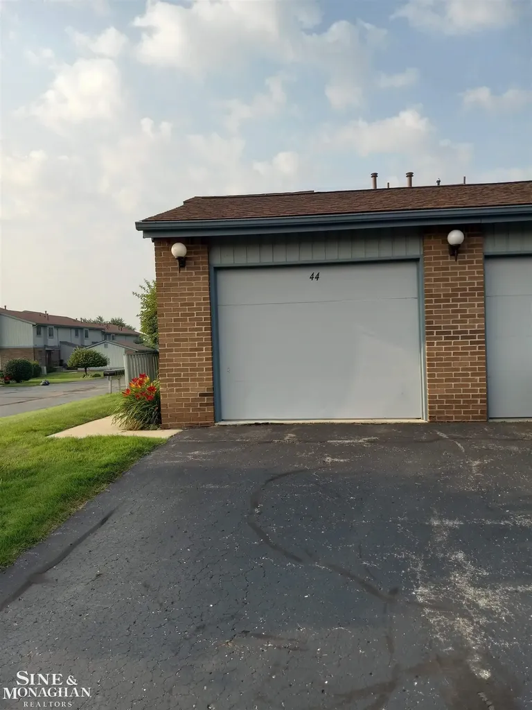 1715 River #44 Road St. Clair Township MI 48079
