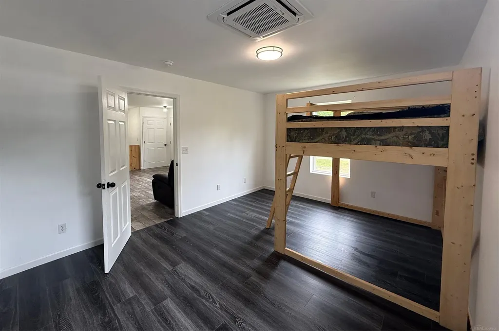 8659 Wood View Drive Garfield Township MI 48632