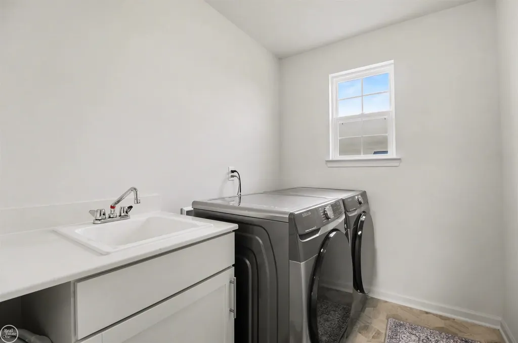 24731 Arbor Court Macomb Township MI 48042