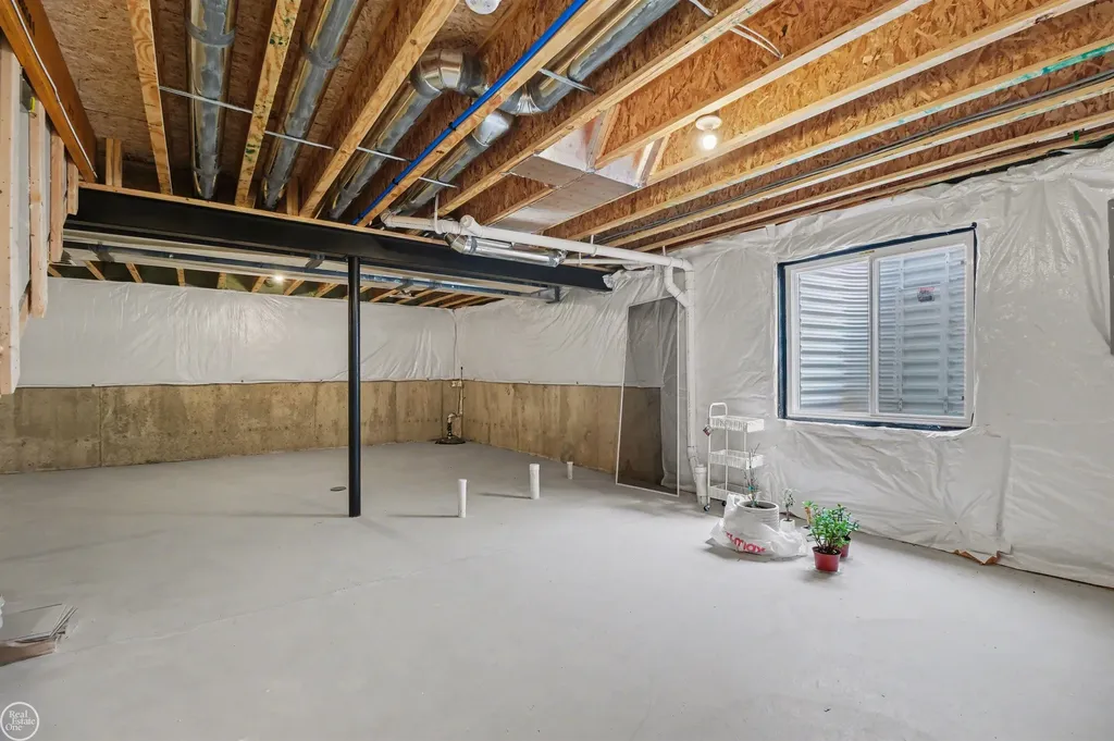 24731 Arbor Court Macomb Township MI 48042