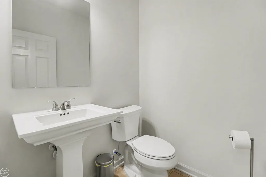 24731 Arbor Court Macomb Township MI 48042