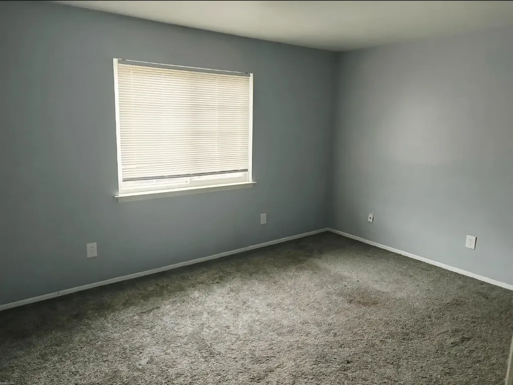 25344 Shiawassee Circle Southfield City MI 48033