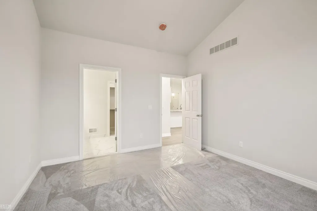 48854 Birmingham Drive Chesterfield Township MI 48047