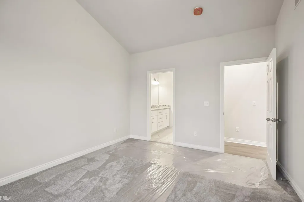 48854 Birmingham Drive Chesterfield Township MI 48047
