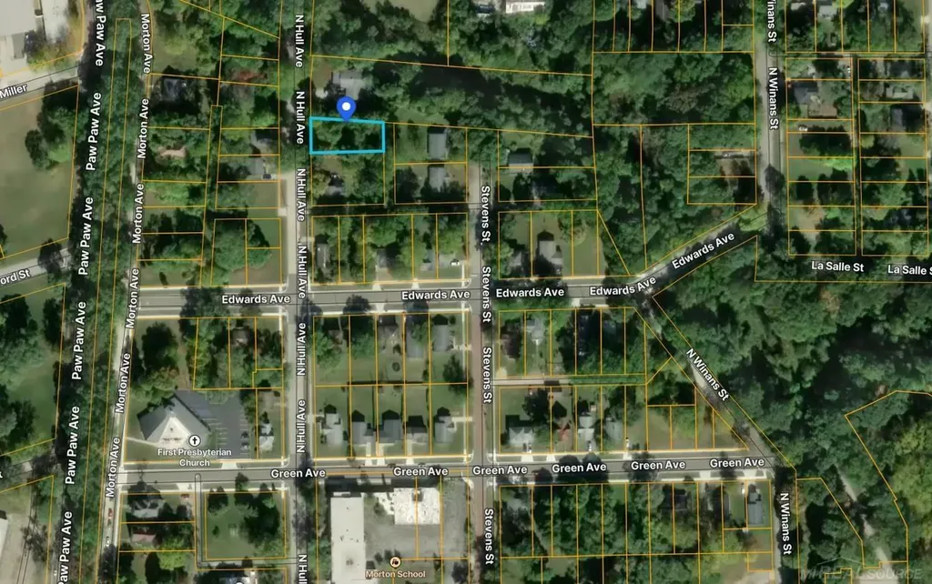381 N Hull Avenue Benton Harbor City MI 49022