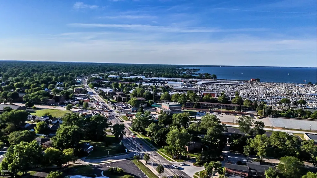 23121 Liberty Street St. Clair Shores City MI 48080